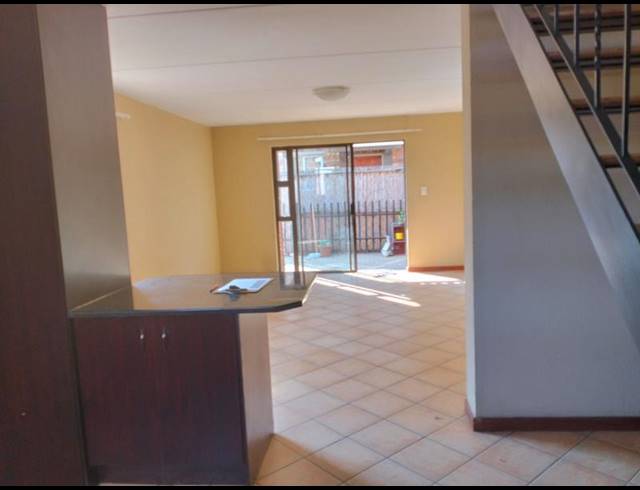 2 BEDROOM PROPERTY TO RENT IN NORTON'S HOME ESTATE